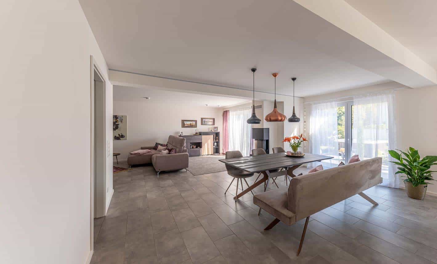 Haas TL Eggenfelden 295 Wohnzimmer 2