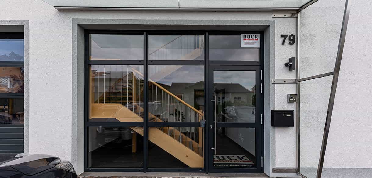 Büro mit Lagerhalle von Haas Gewerbebau