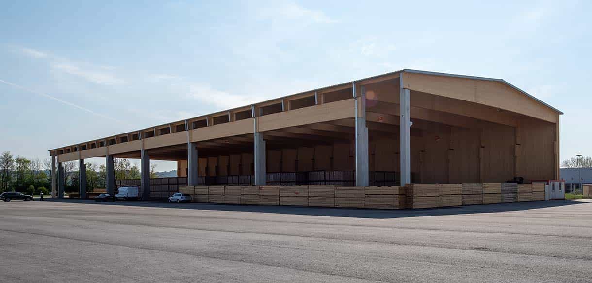 Holzlagerhalle von Haas Gewerbebau