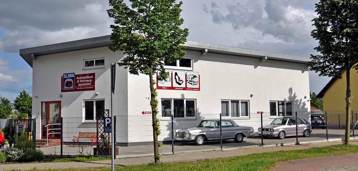 Haas Gewerbebau: Betriebsgebäude